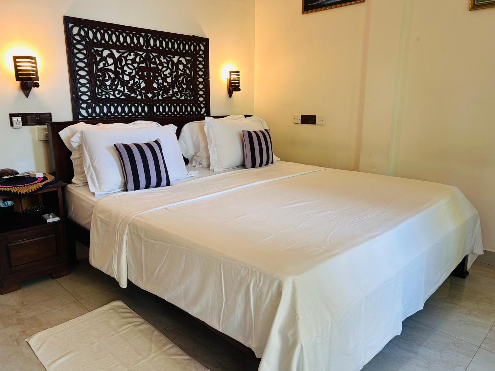 Shadow Surf Bay Hotel Тангале Екстериор снимка