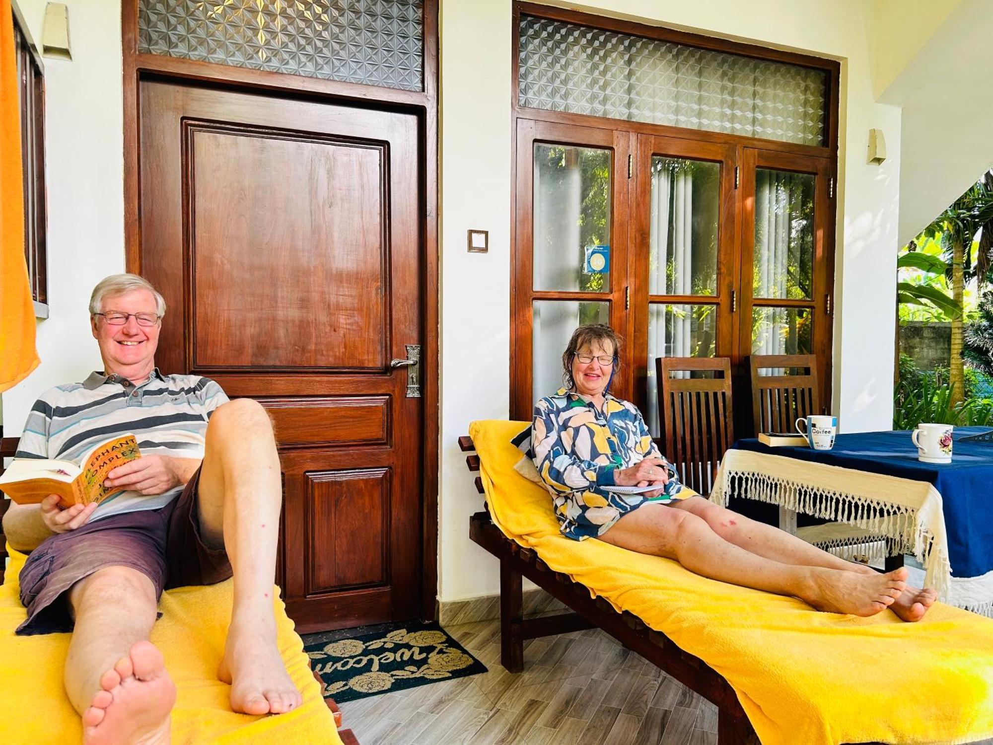Shadow Surf Bay Hotel Тангале Екстериор снимка